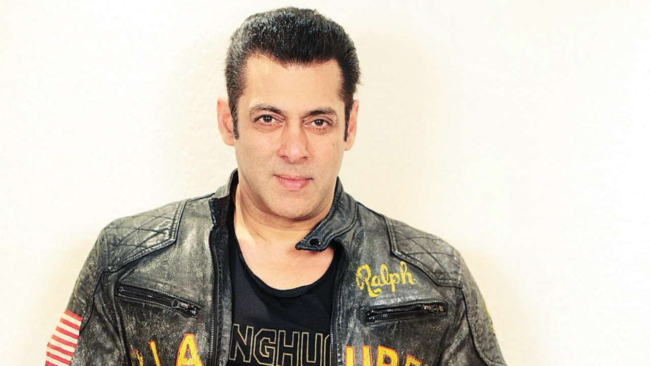 Salman Khan extends help to 50 female ground workers in Mumbai